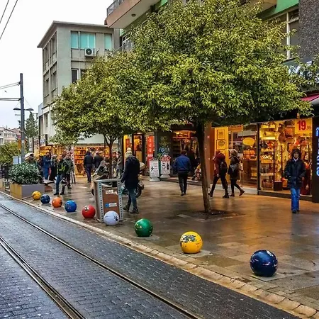 Appartement Istanbul Bahariye Moda 3+1 Room Istambul